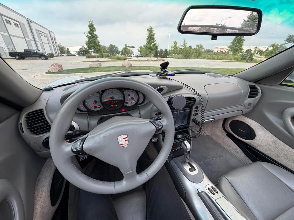2002 Porsche 996 Carrera - Image 16 of 17