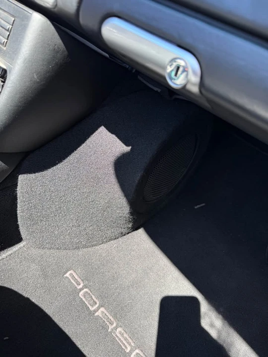 2002 Porsche 996 Carrera - Image 13 of 15