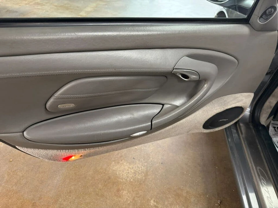 2002 Porsche 996 Carrera - Image 12 of 30