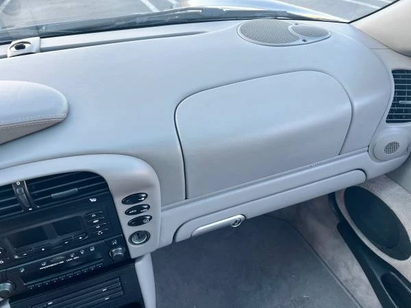 2002 Porsche 996 Carrera - Image 14 of 17