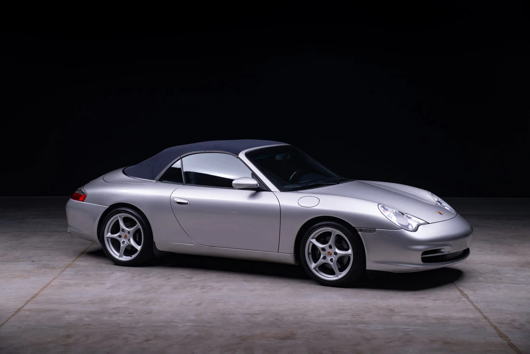 2002 Porsche 996 Carrera - Image 27 of 31