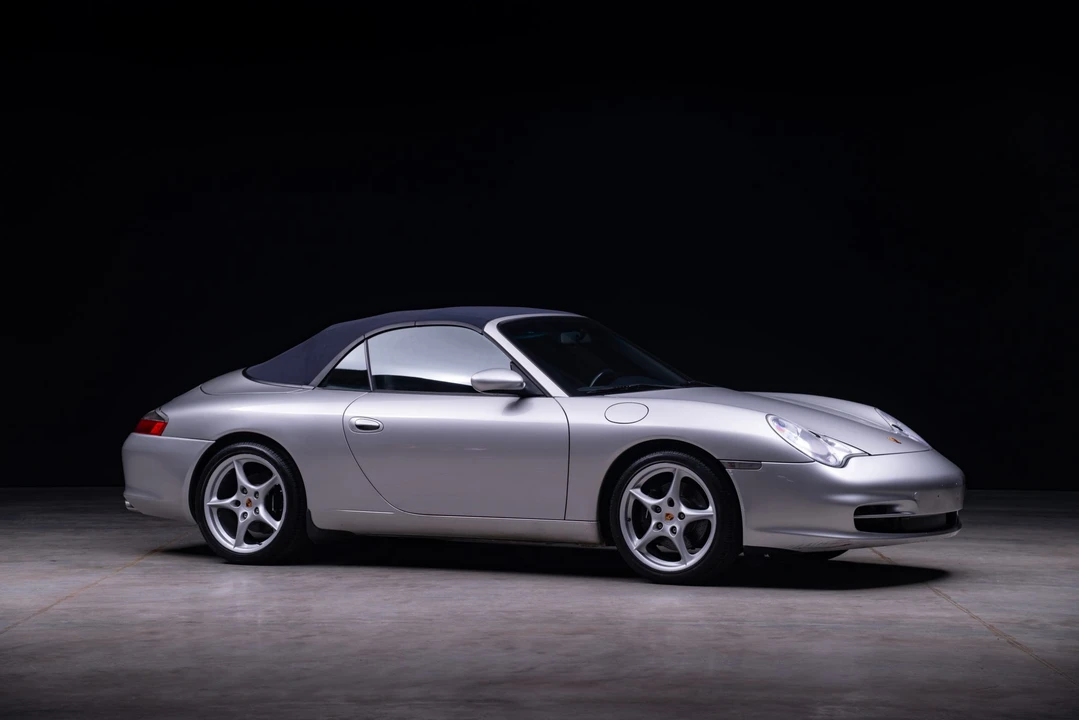 2002 Porsche 996 Carrera - Image 25 of 31