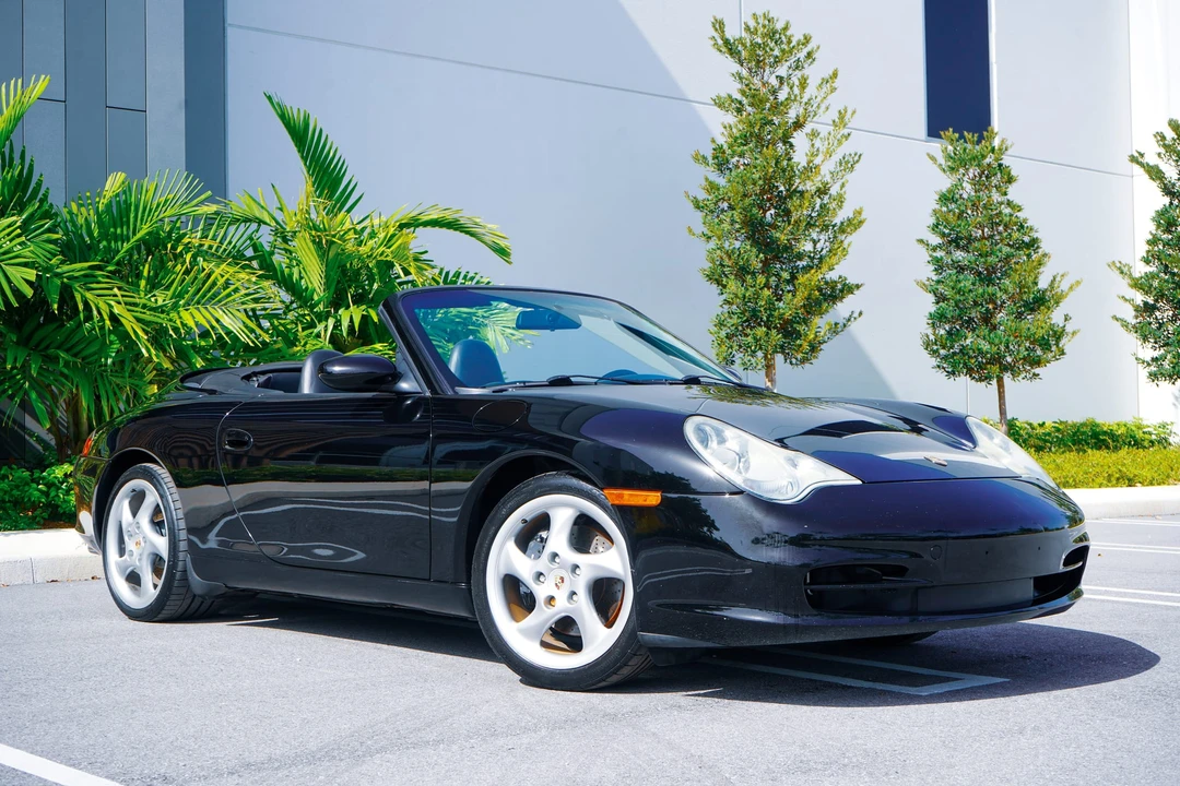 2002 Porsche 996 Carrera - Image 27 of 31