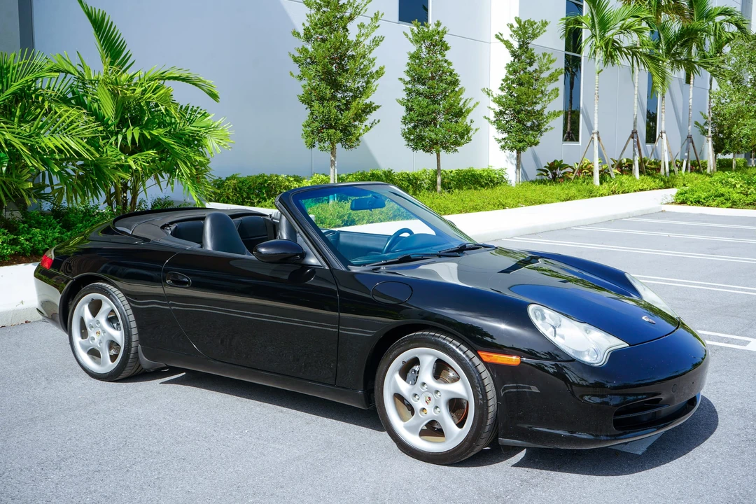 2002 Porsche 996 Carrera - Image 28 of 31