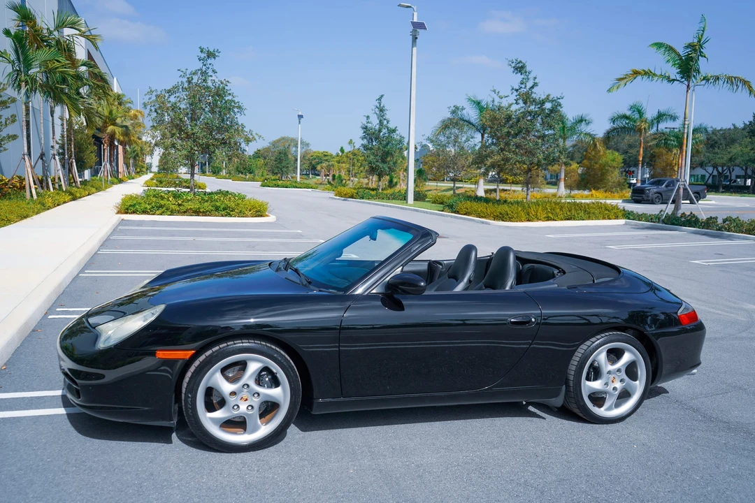 2002 Porsche 996 Carrera - Image 2 of 31