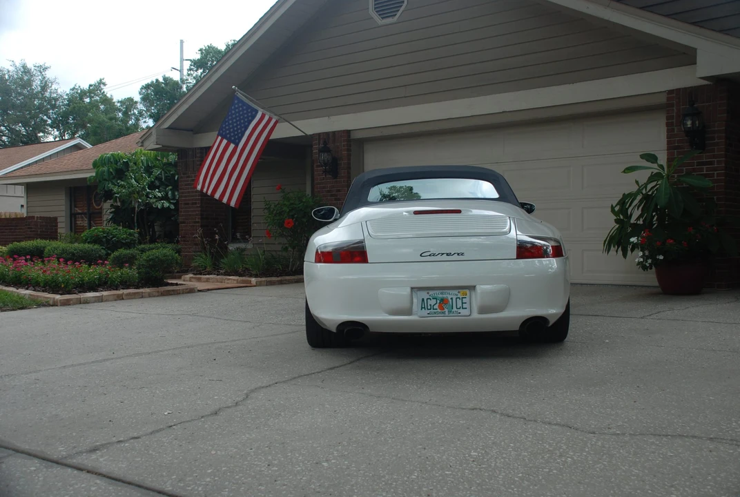 2002 Porsche 996 Carrera - Image 30 of 31