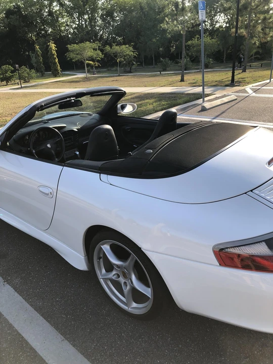 2002 Porsche 996 Carrera - Image 27 of 31