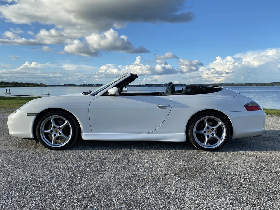 2002 Porsche 996 Carrera - Image 28 of 31
