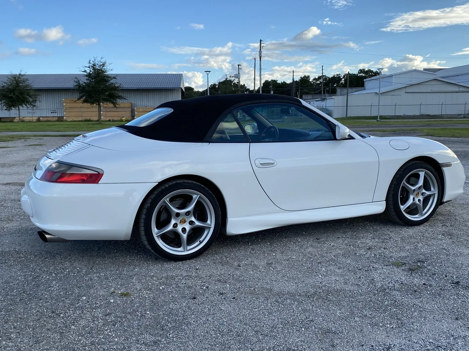 2002 Porsche 996 Carrera - Image 13 of 31