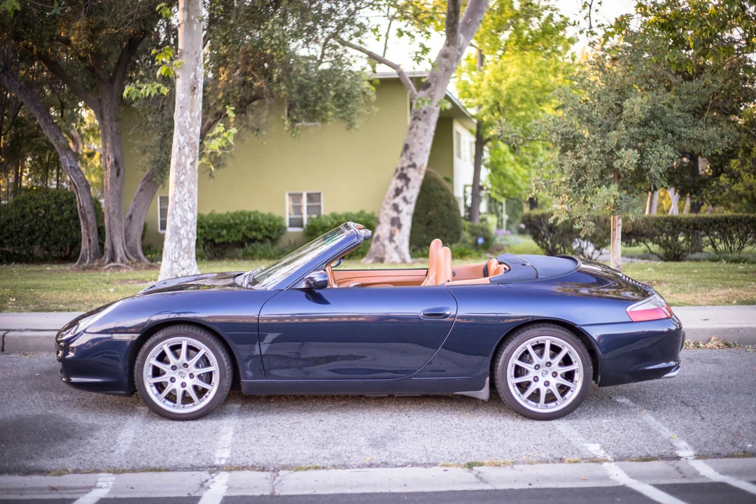 2002 Porsche 996 Carrera - Image 27 of 31