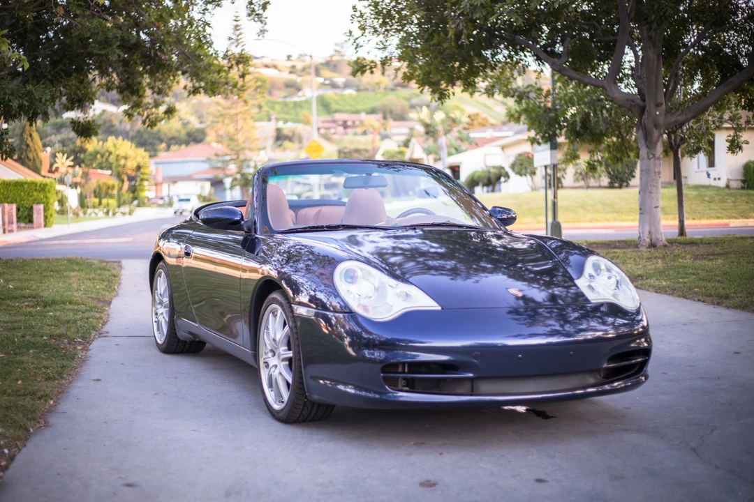 2002 Porsche 996 Carrera - Image 9 of 31