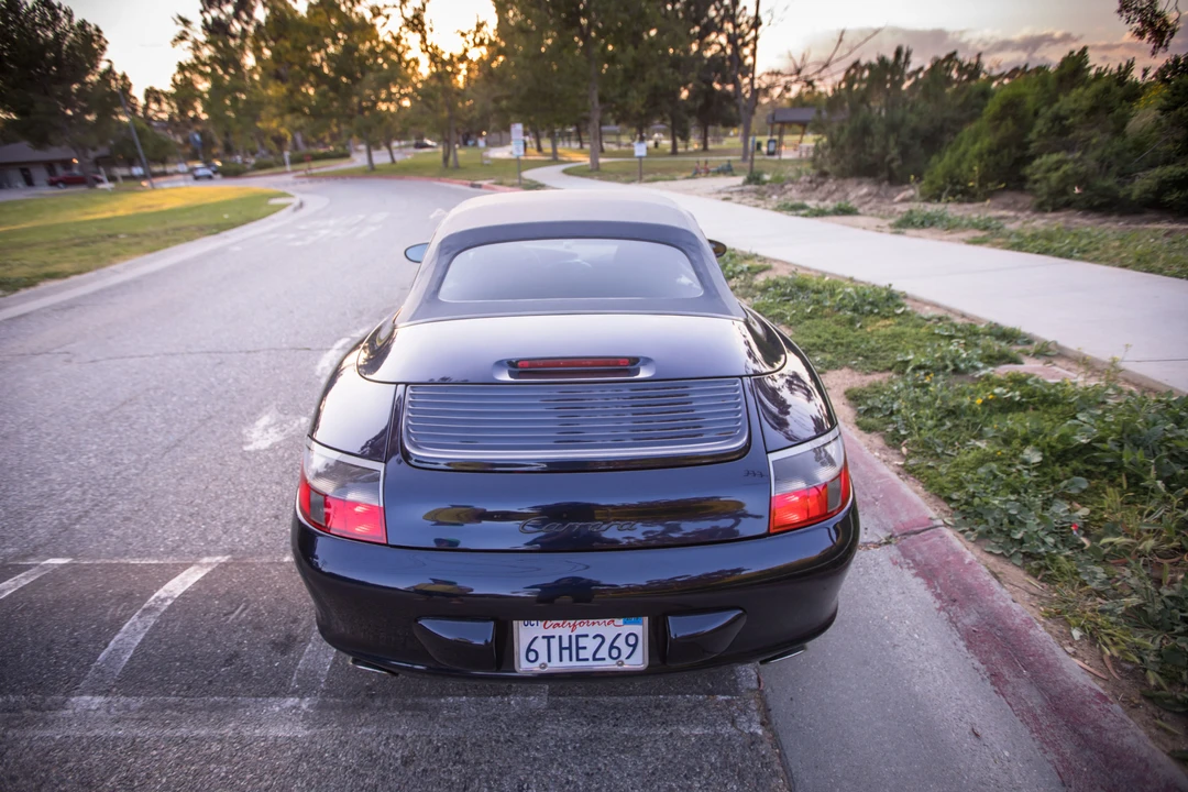 2002 Porsche 996 Carrera - Image 24 of 31