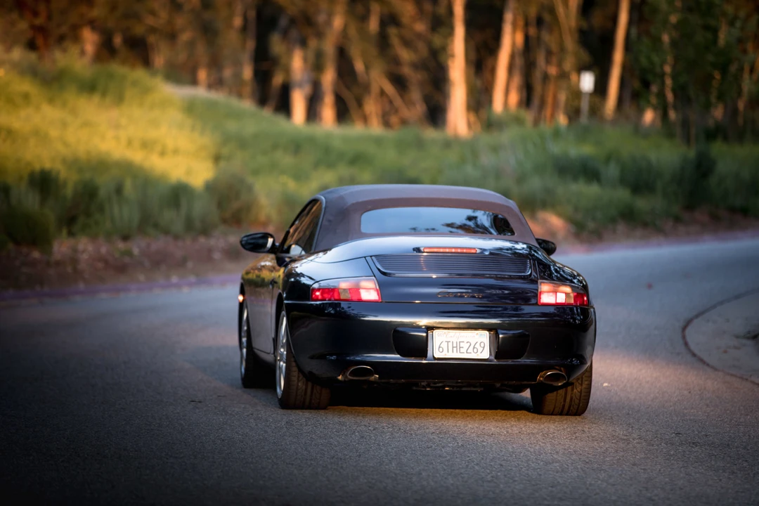 2002 Porsche 996 Carrera - Image 4 of 31
