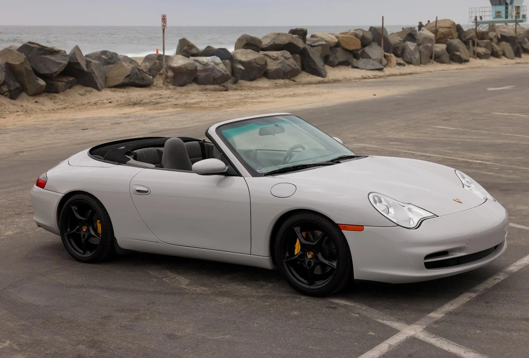2002 Porsche 996 Carrera - Image 17 of 31