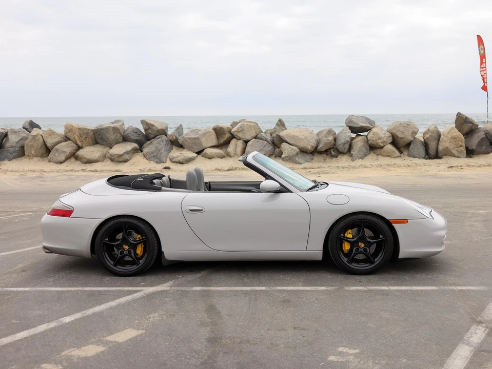 2002 Porsche 996 Carrera - Image 13 of 31