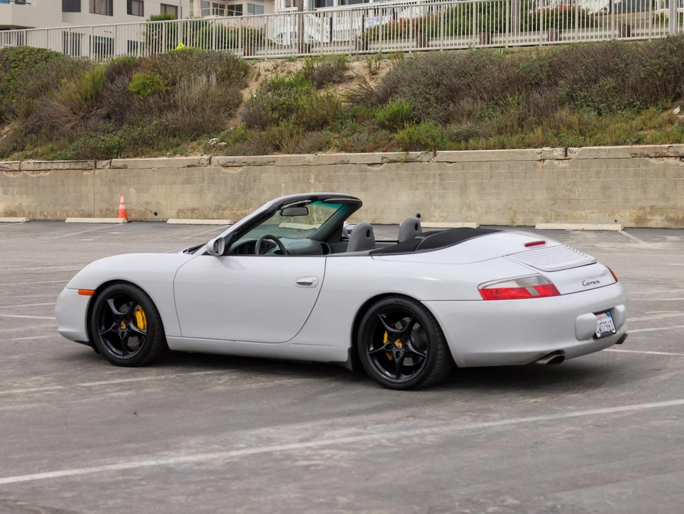 2002 Porsche 996 Carrera - Image 6 of 31