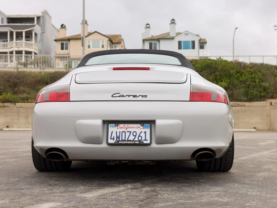 2002 Porsche 996 Carrera - Image 27 of 31