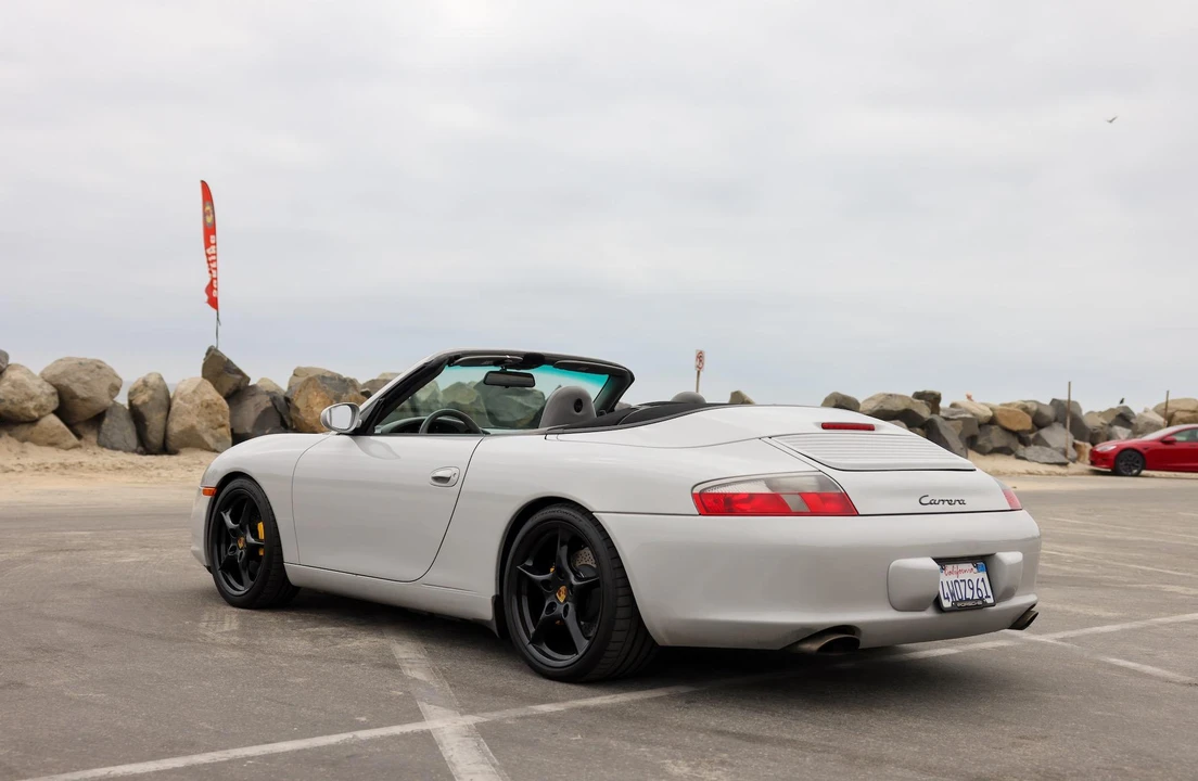 2002 Porsche 996 Carrera - Image 7 of 31