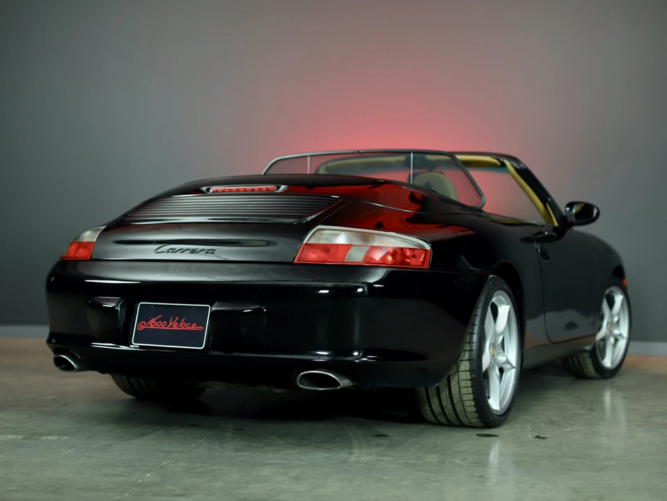 2002 Porsche 996 Carrera - Image 8 of 31