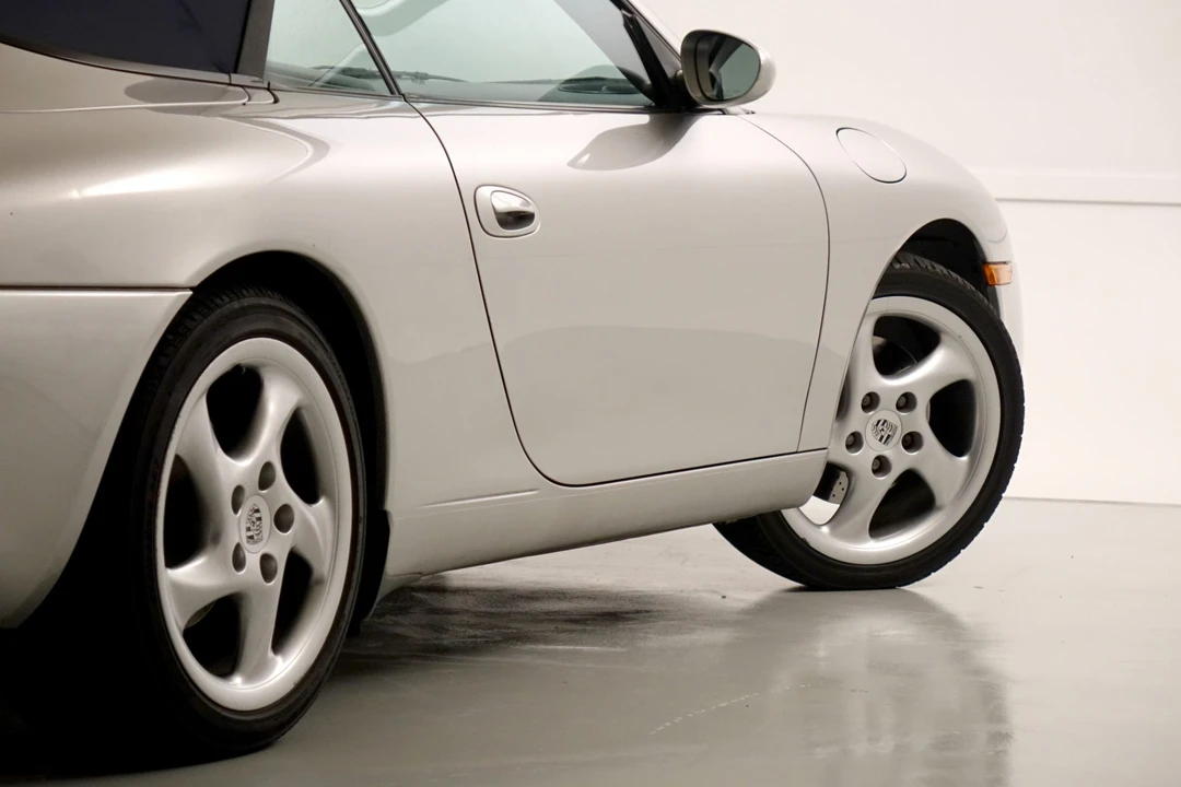 2002 Porsche 996 Carrera - Image 22 of 31