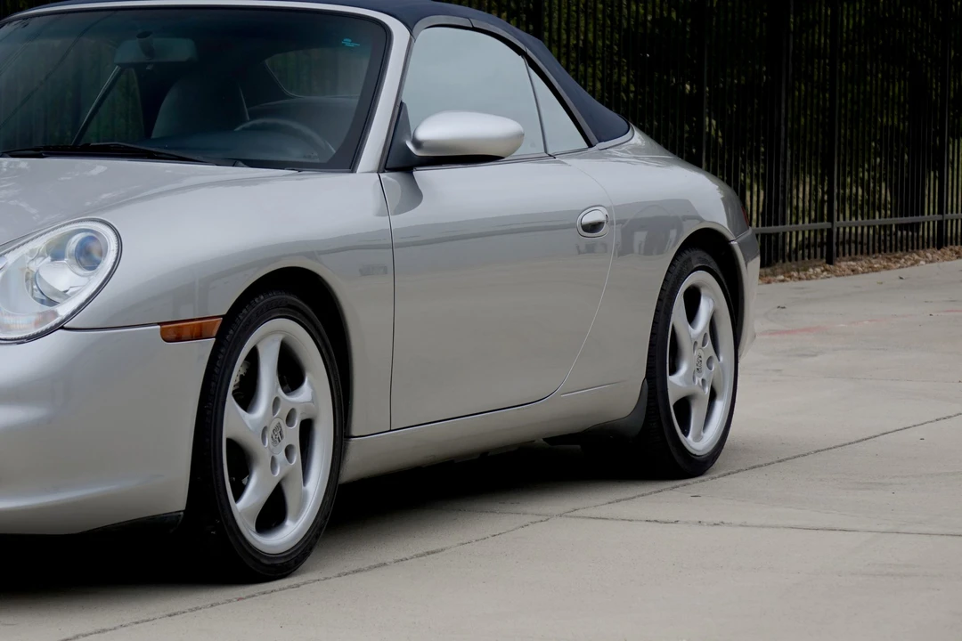 2002 Porsche 996 Carrera - Image 19 of 31