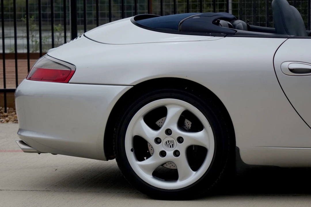 2002 Porsche 996 Carrera - Image 28 of 31