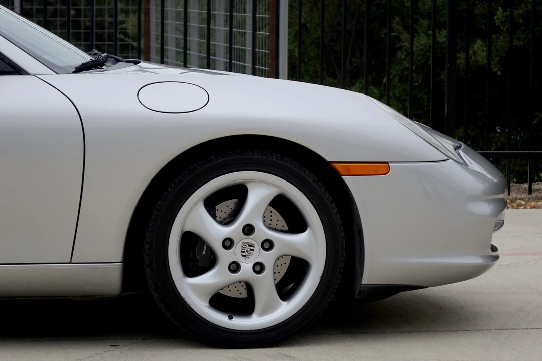 2002 Porsche 996 Carrera - Image 27 of 31