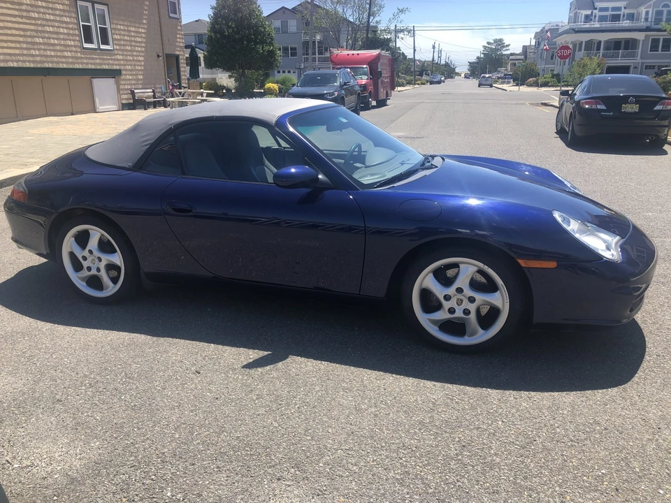 2002 Porsche 996 Carrera - Image 28 of 31