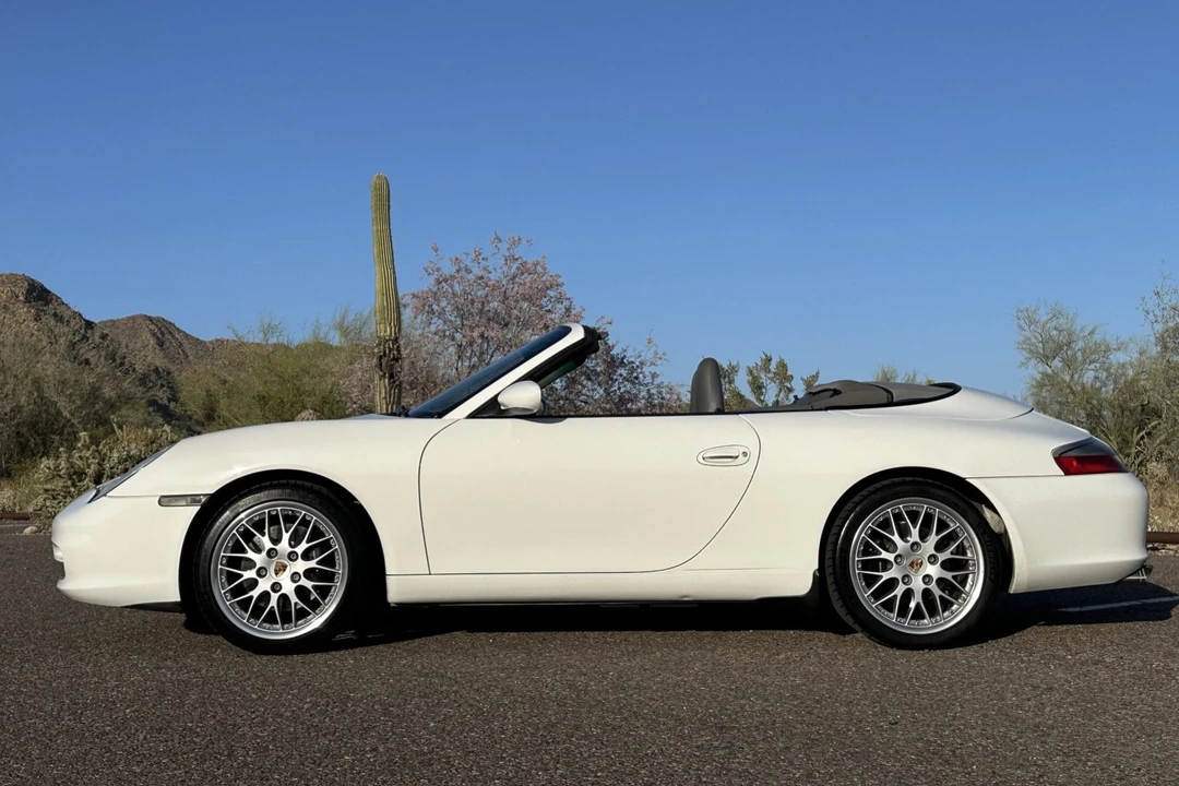 2002 Porsche 996 Carrera - Image 11 of 31