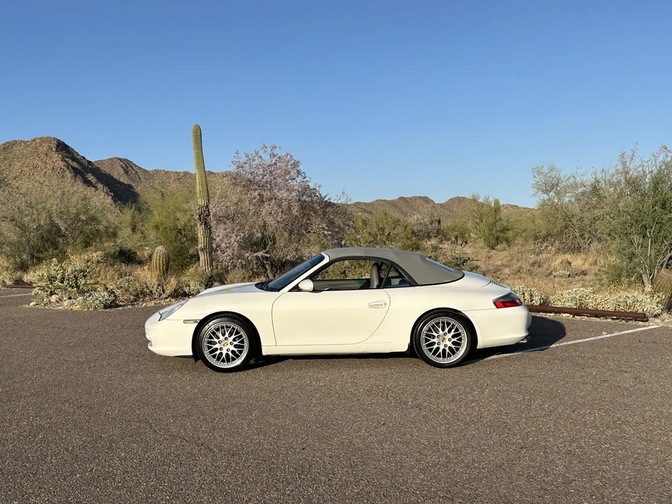 2002 Porsche 996 Carrera - Image 12 of 31