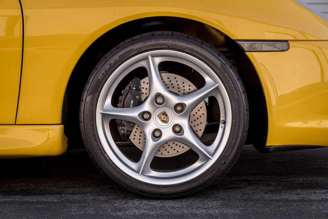 2002 Porsche 996 Carrera - Image 26 of 31