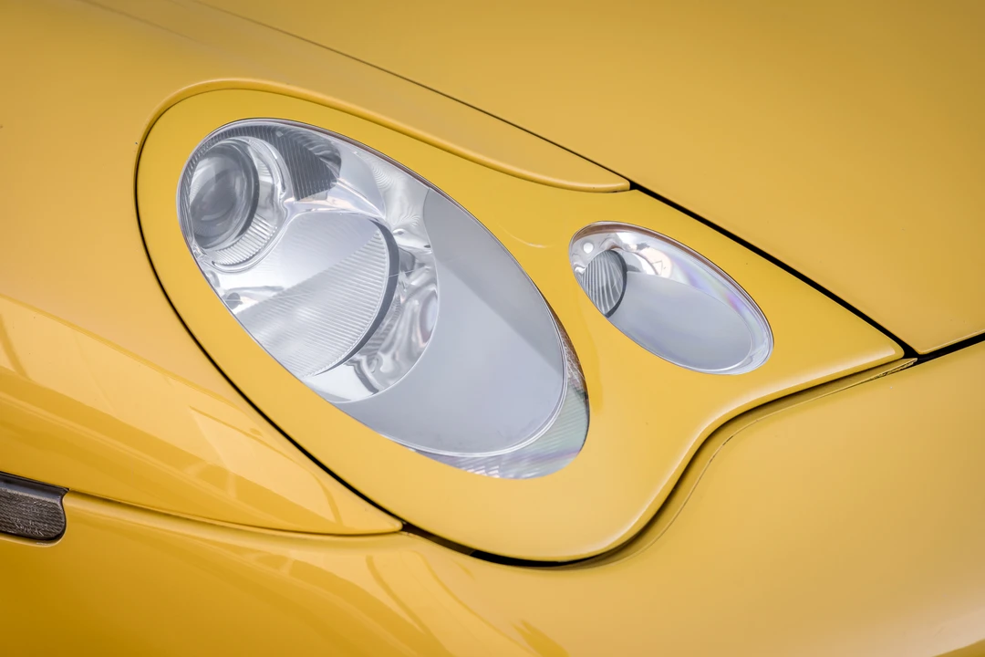 2002 Porsche 996 Carrera - Image 24 of 31