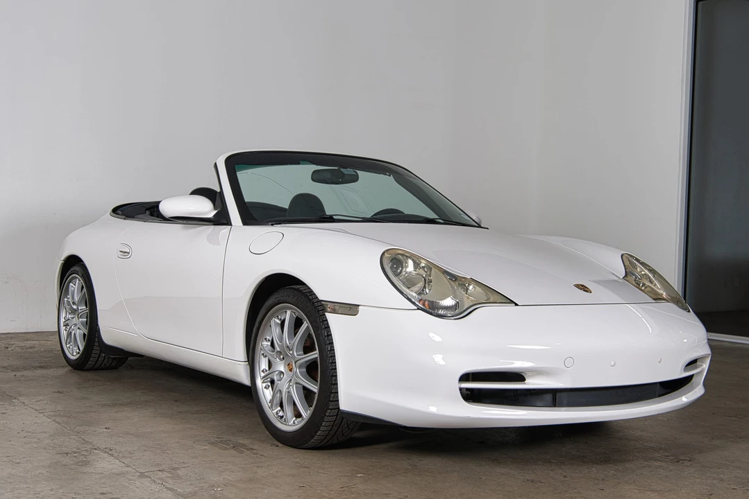 2002 Porsche 996 Carrera - Image 16 of 31