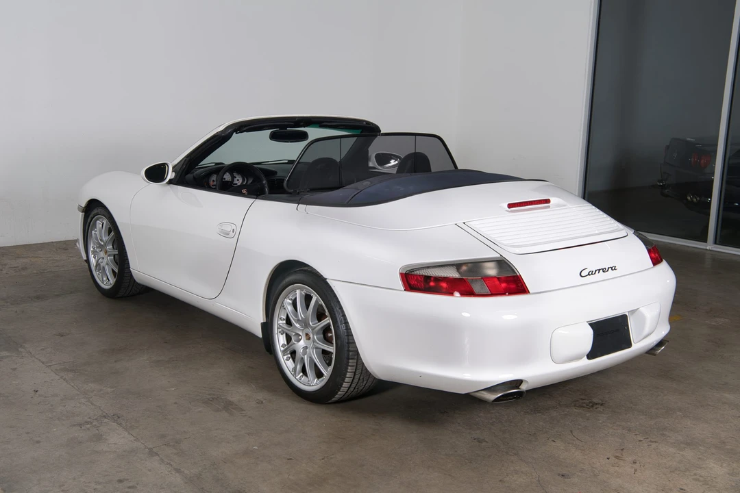 2002 Porsche 996 Carrera - Image 8 of 31