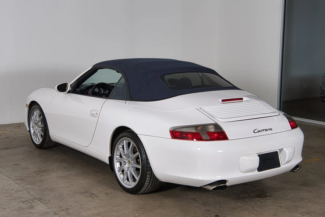 2002 Porsche 996 Carrera - Image 24 of 31