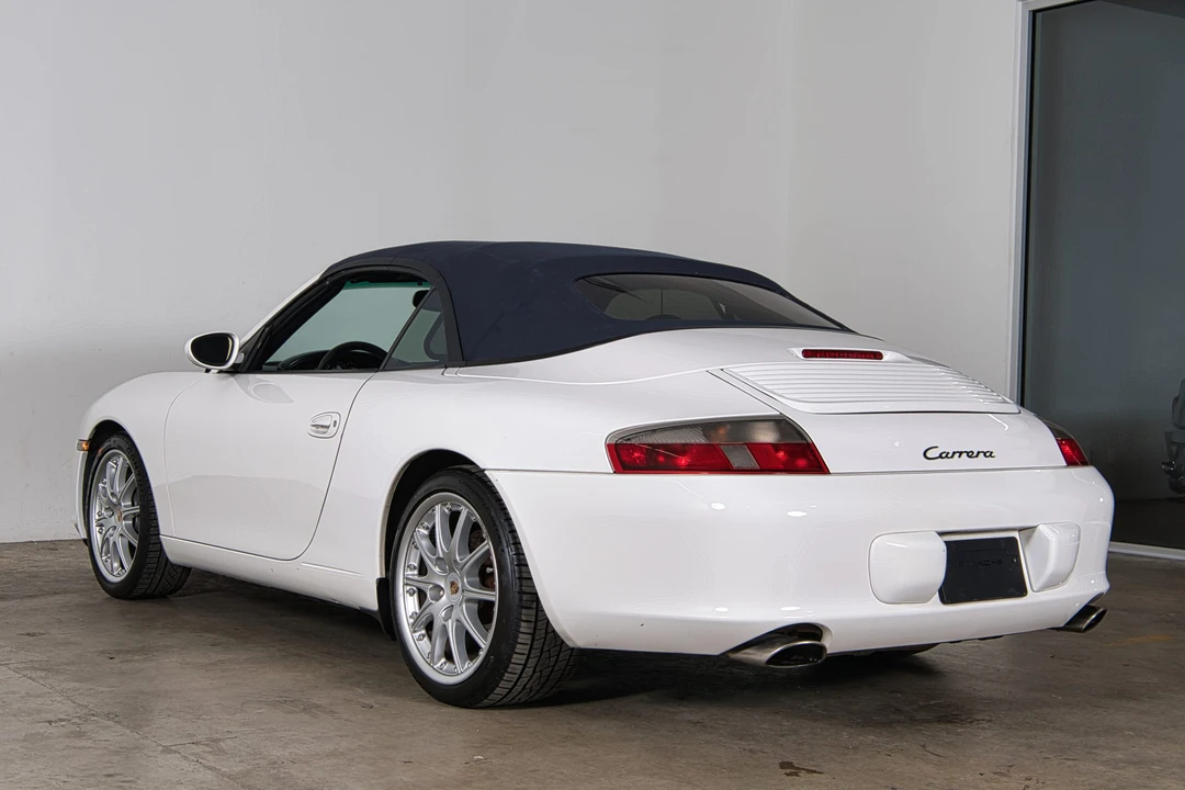 2002 Porsche 996 Carrera - Image 25 of 31