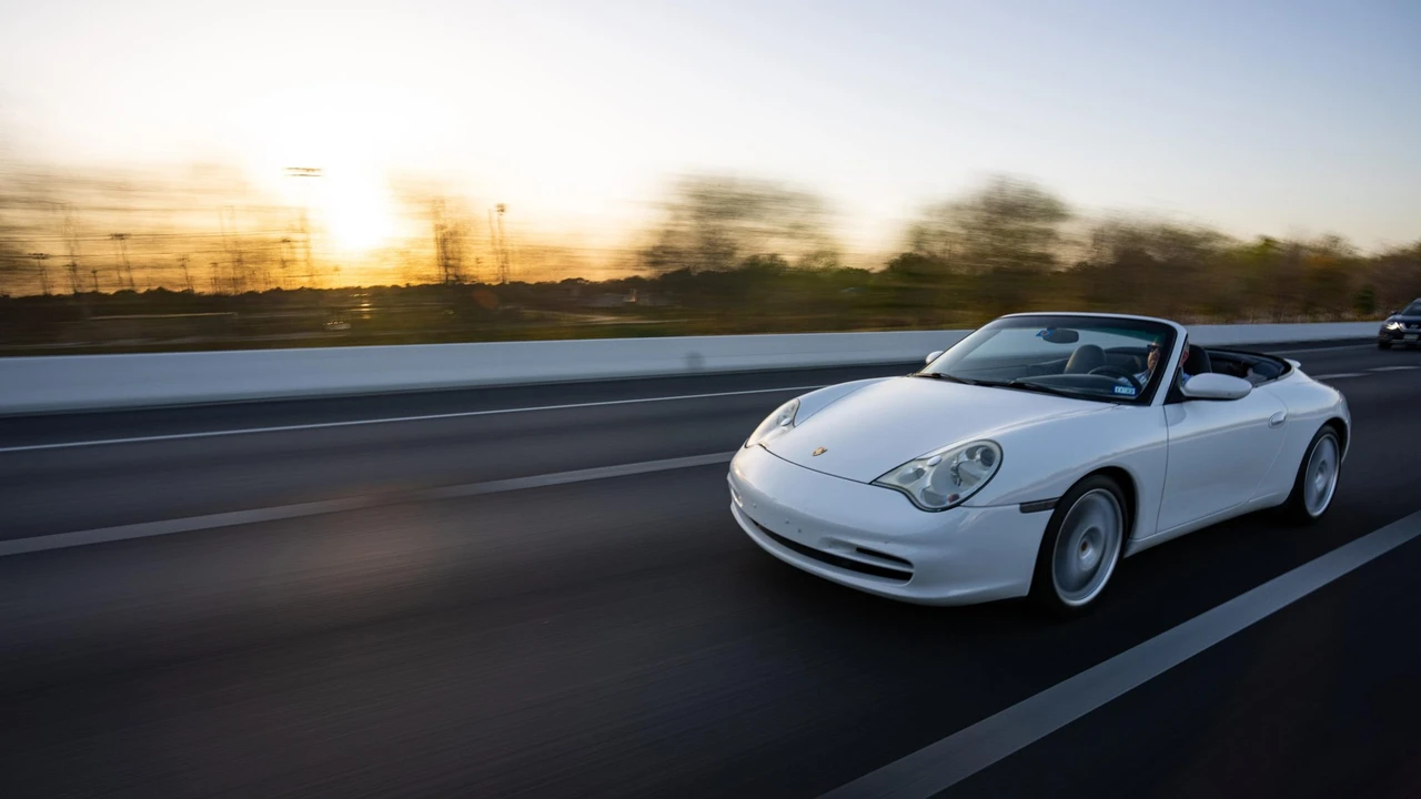 2002 Porsche 996 Carrera - Image 3 of 31