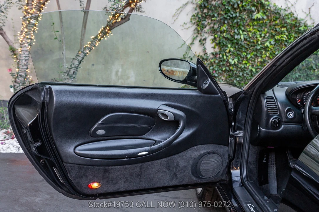 2002 Porsche 996 Carrera - Image 18 of 31