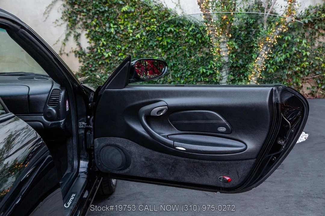 2002 Porsche 996 Carrera - Image 27 of 31
