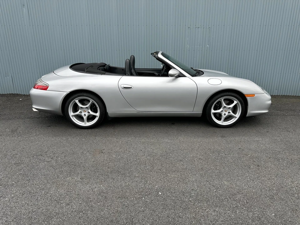 2002 Porsche 996 Carrera - Image 24 of 31