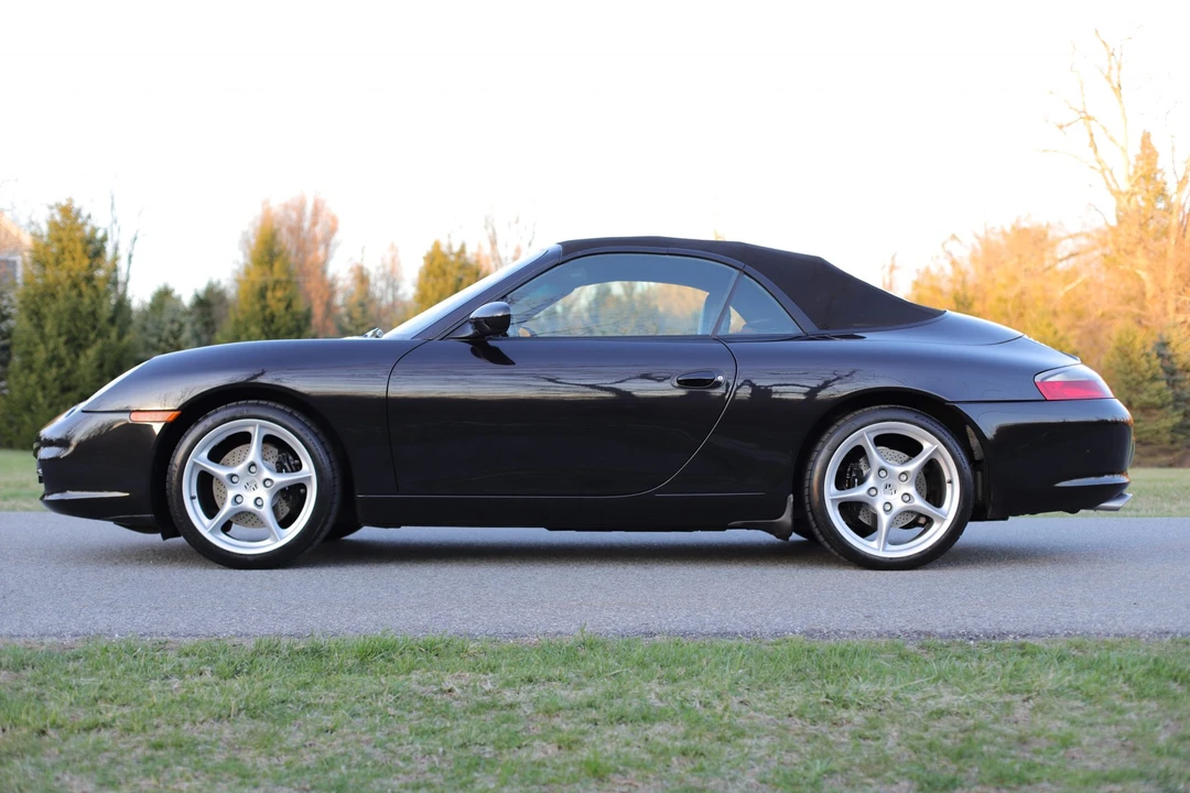 2002 Porsche 996 Carrera - Image 26 of 31