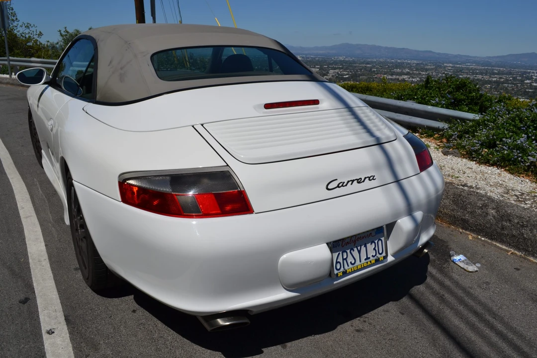 2002 Porsche 996 Carrera - Image 20 of 31