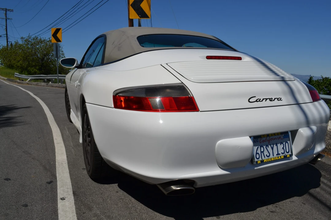 2002 Porsche 996 Carrera - Image 19 of 31