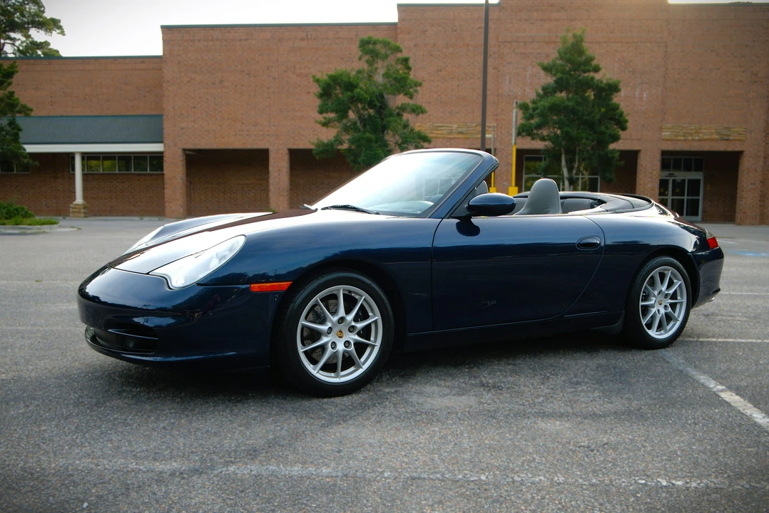 2002 Porsche 996 Carrera - Image 26 of 31