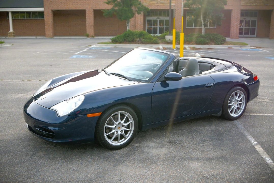 2002 Porsche 996 Carrera - Image 27 of 31