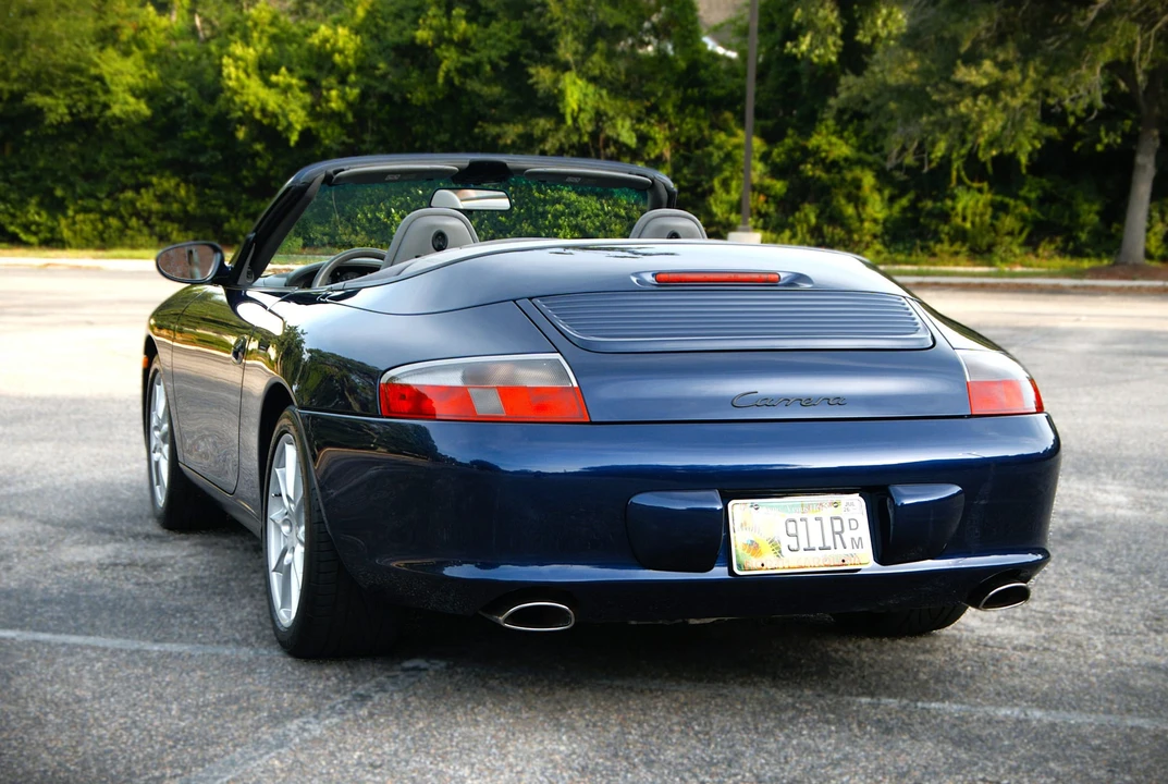 2002 Porsche 996 Carrera - Image 18 of 31