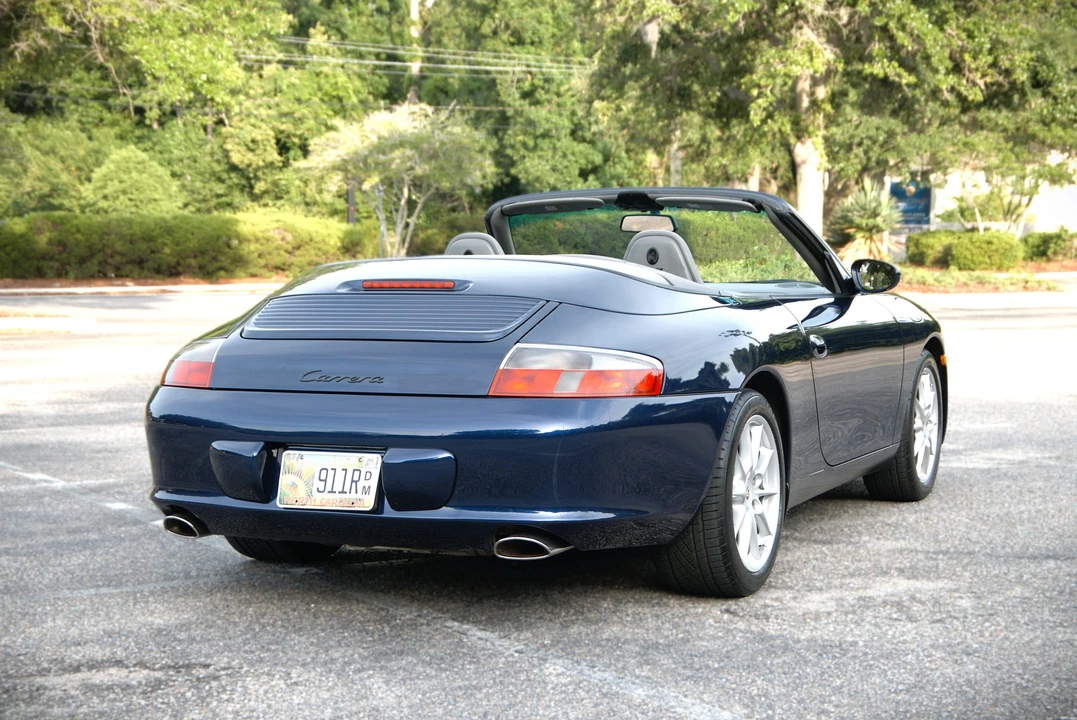 2002 Porsche 996 Carrera - Image 11 of 31