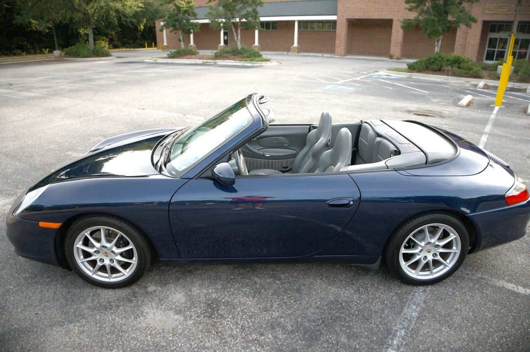 2002 Porsche 996 Carrera - Image 25 of 31