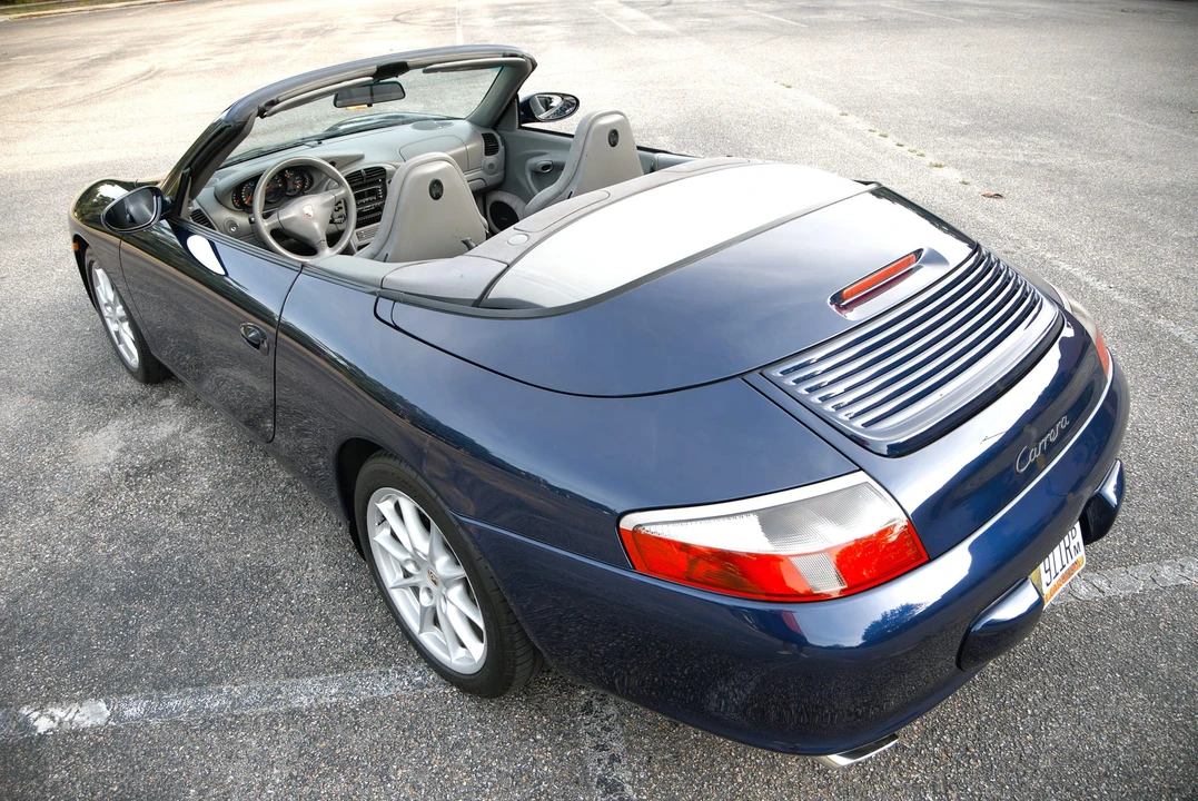 2002 Porsche 996 Carrera - Image 22 of 31