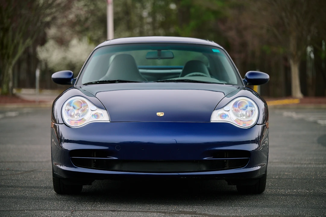 2002 Porsche 996 Carrera - Image 10 of 31
